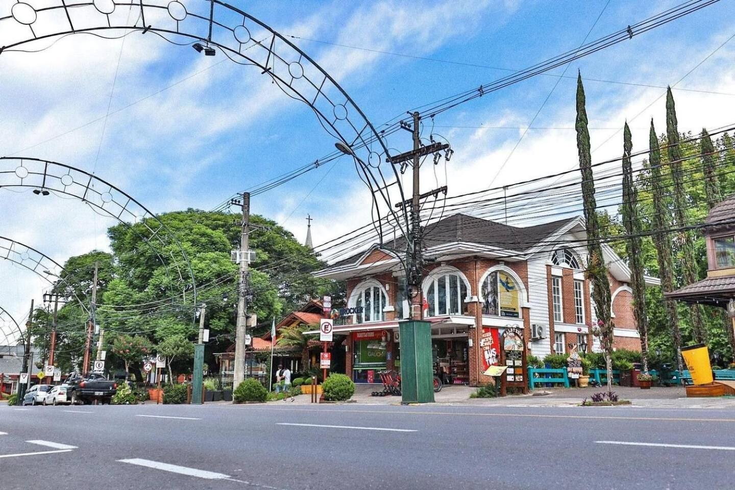 Апартаменты Locar-In Gramado - Loft A 50 M Da Rua Coberta. Экстерьер фото