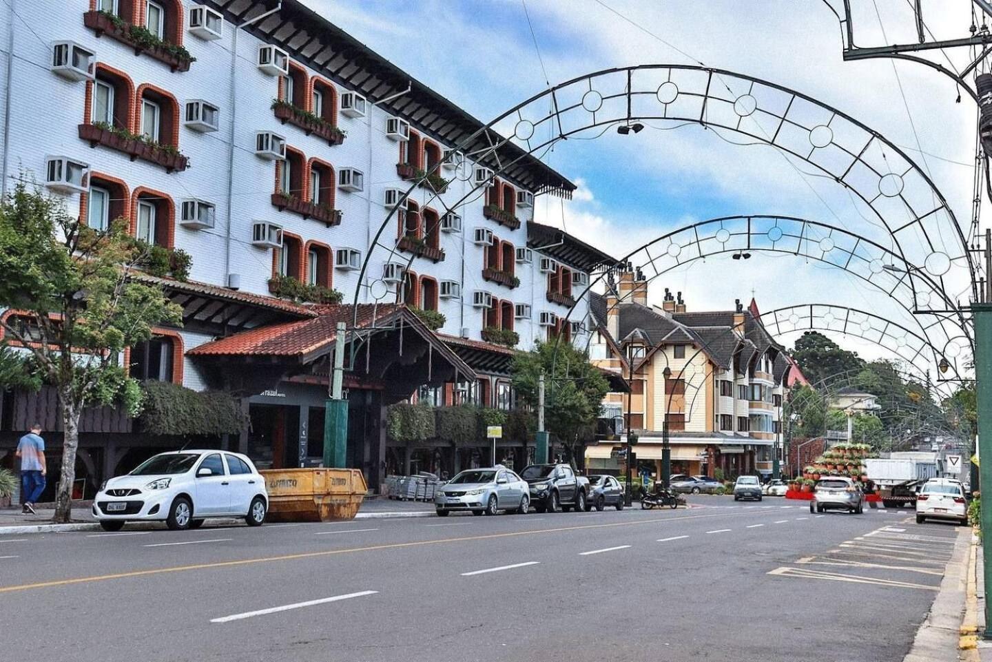 Апартаменты Locar-In Gramado - Loft A 50 M Da Rua Coberta. Экстерьер фото