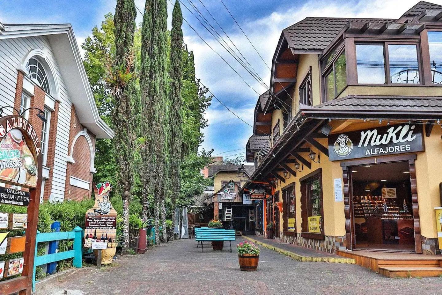 Апартаменты Locar-In Gramado - Loft A 50 M Da Rua Coberta. Экстерьер фото